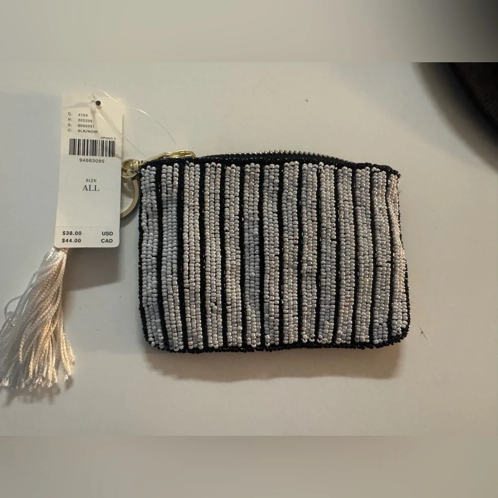 Anthropologie Black and White Beaded Wristlet - Picture 3 of 7